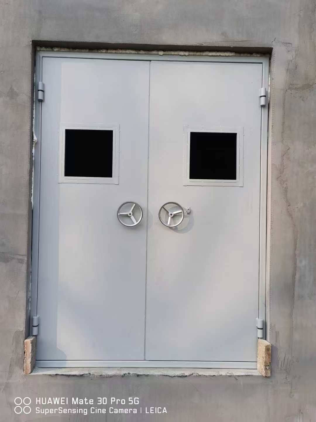 柳州市密闭门窗防火门 - 方案